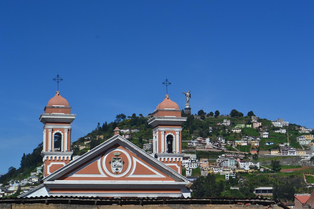 Hostal Quito Cultural Exterior foto