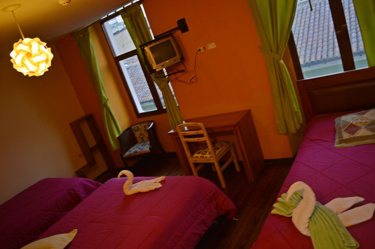 Hostal Quito Cultural Exterior foto